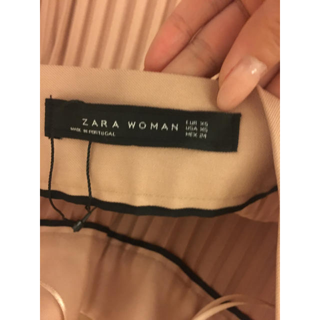 ZARA(ザラ)のザラ XS プリーツスカート レディースのスカート(ひざ丈スカート)の商品写真