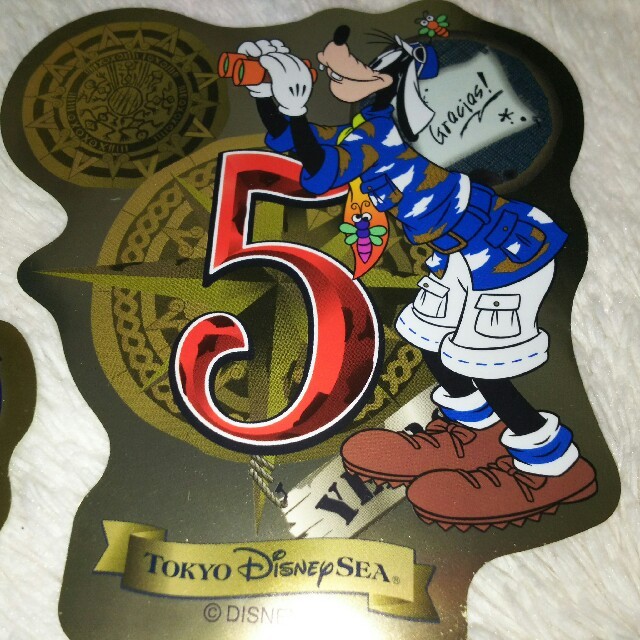Disney 5周年 グーフィー ステッカー ディズニーシーの通販 By みるきー ディズニーならラクマ