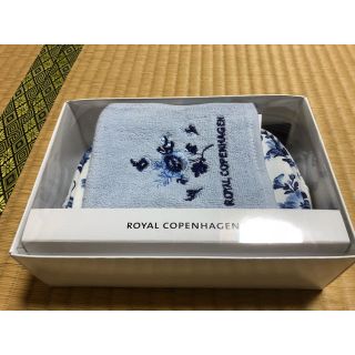 ロイヤルコペンハーゲン(ROYAL COPENHAGEN)のロイヤルコペンハーゲン 化粧ポーチ＆ハンカチ(ポーチ)