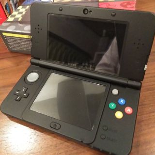 ニンテンドー3DS(ニンテンドー3DS)の【美品・ソフト付】newニンテンドー３ＤＳ本体(携帯用ゲーム機本体)