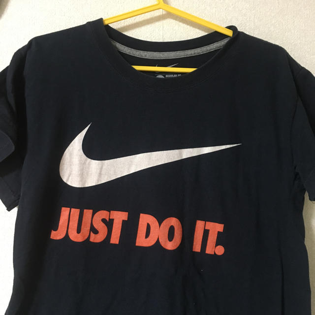 NIKE(ナイキ)のNIKE Ｔシャツ レディースのトップス(Tシャツ(半袖/袖なし))の商品写真