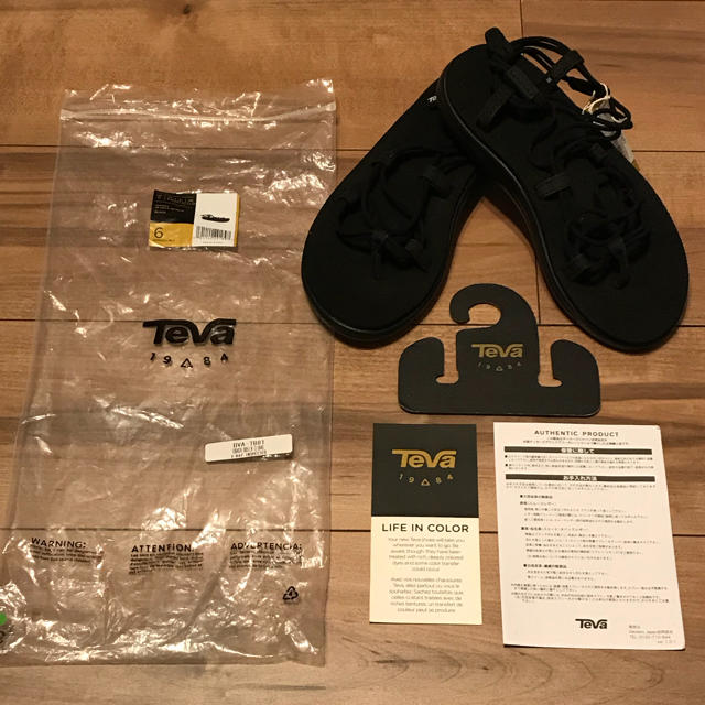 【新品タグ付】Teva VOYA INFINITY テバ ボヤインフィニティ