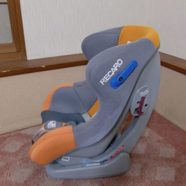 RECARO(レカロ)のRECARO　レカロスタートゼロプラス　 チャイルドシート キッズ/ベビー/マタニティの外出/移動用品(自動車用チャイルドシート本体)の商品写真