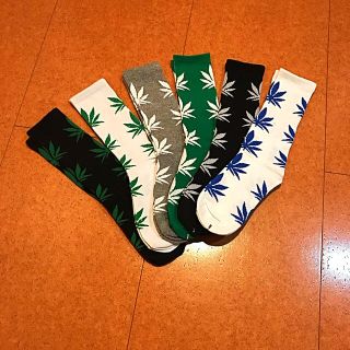 ハフ(HUF)のガンジャ柄 マリファナ柄 大麻柄 weed柄 ヘンプ柄 麻柄 ソックス 靴下(ソックス)