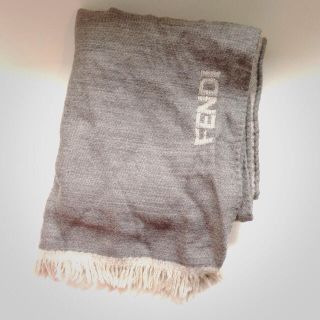 フェンディ(FENDI)のFENDIマフラー(マフラー/ショール)