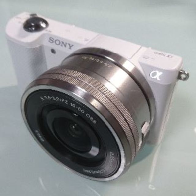 【SONY】ミラーレス一眼　α5000　パワーズームレンズキットミラーレス一眼