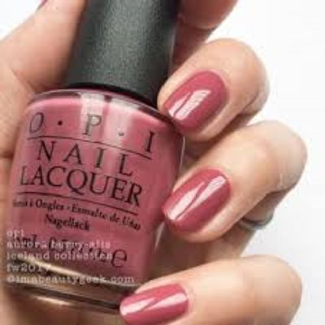 OPI(オーピーアイ)の*送料込み*　OPI I64&A15 コスメ/美容のネイル(マニキュア)の商品写真