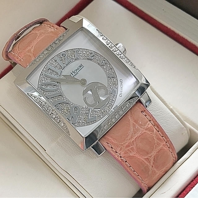 【国際ブランド】 レア♡SAINTHONORE サントノーレ レディース時計 ダイヤ文字盤 腕時計 腕時計