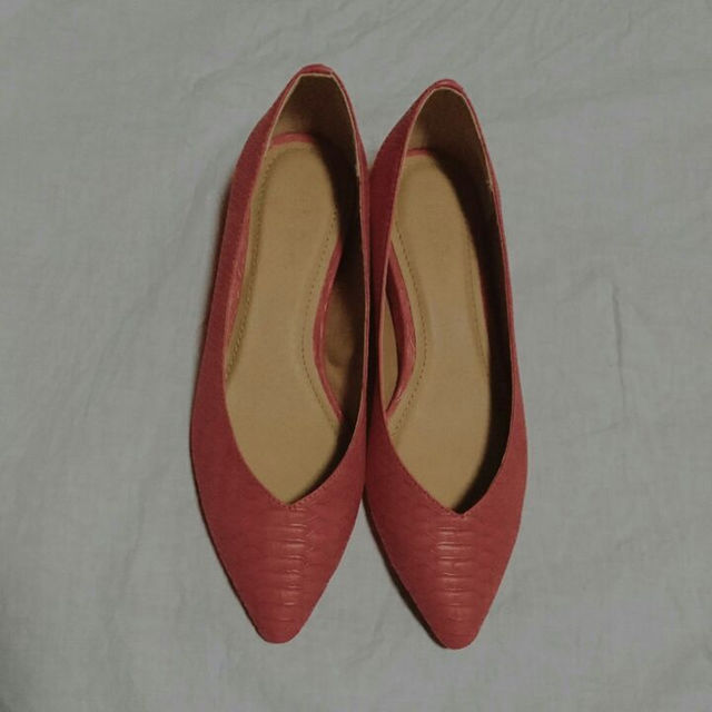 定価¥10,368Mila Owenオレンジパンプス レディースの靴/シューズ(ハイヒール/パンプス)の商品写真