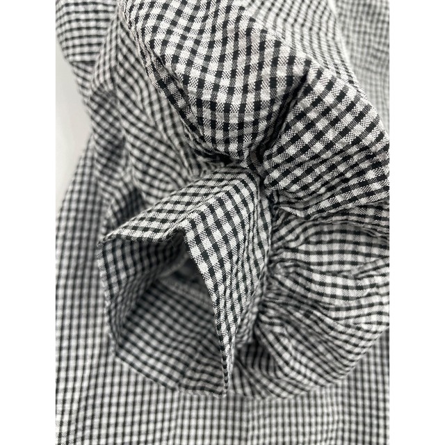 ギンガム フリル チュニック パフスリーブ ボリューム ワンピース ブラック レディースのトップス(チュニック)の商品写真