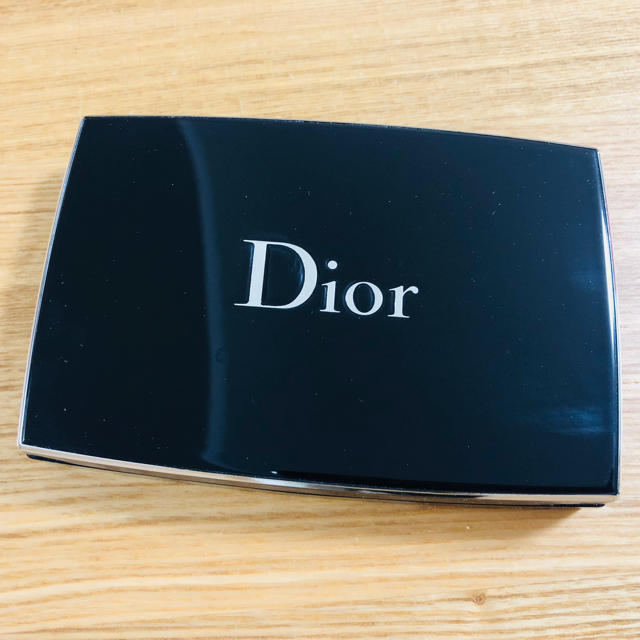 Dior(ディオール)のディオールスキンフォーエヴァー エクストレム コンパクト 020 コスメ/美容のベースメイク/化粧品(ファンデーション)の商品写真