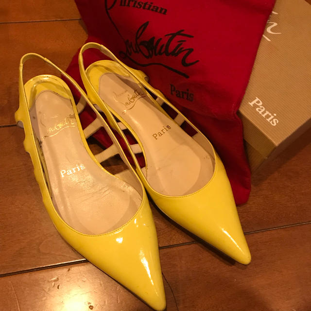 Christian Louboutin(クリスチャンルブタン)のクリスチャン ルブタン フラットパンプス 36.5 レディースの靴/シューズ(ハイヒール/パンプス)の商品写真