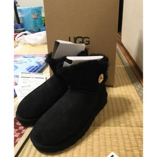 アグ(UGG)のスワロフスキー ムートンブーツ(ブーツ)