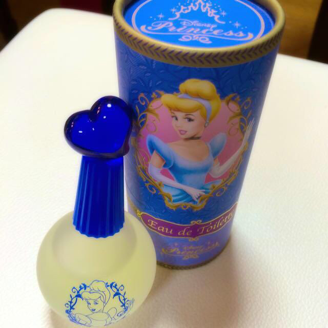 Disney(ディズニー)のシンデレラ☆香水 コスメ/美容の香水(香水(女性用))の商品写真