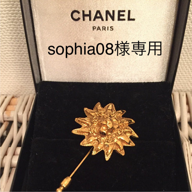 CHANEL ピンブローチ ライオンモチーフ