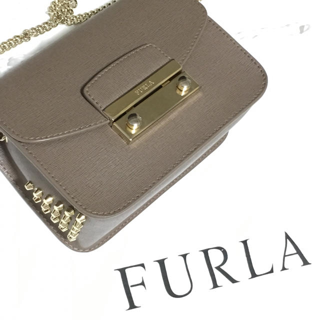 Furla(フルラ)のフルラ ジュリア スタッズ レディースのバッグ(ショルダーバッグ)の商品写真