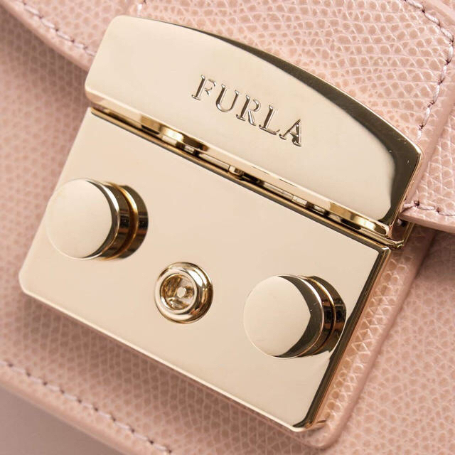 限定品‼︎新作  FURLA メトロポリス キルティング ショルダー ピンク