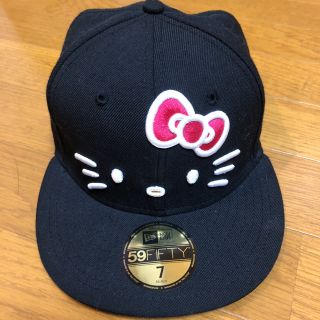 ニューエラ(NEW ERA)の値下げ激レアNew Era ×キティコラボキャップ55.8㎝男女兼用(キャップ)