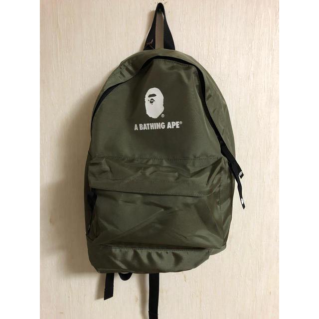 A BATHING APE(アベイシングエイプ)のA BATHING APE bag pack khaki メンズのバッグ(バッグパック/リュック)の商品写真