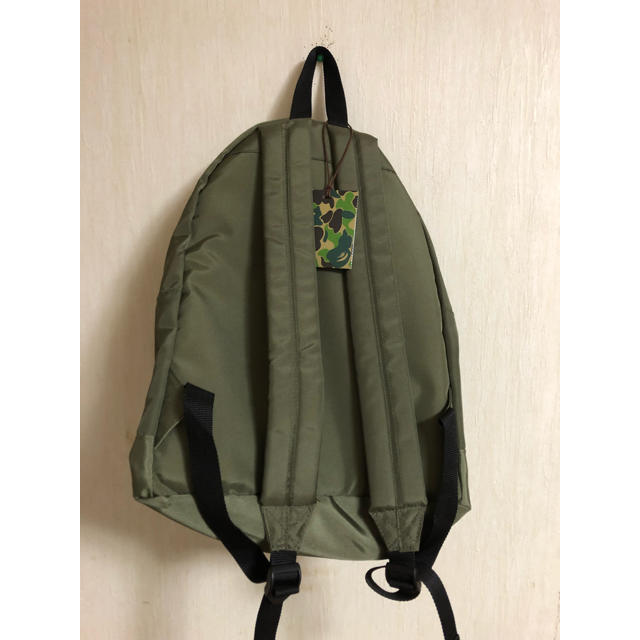 A BATHING APE(アベイシングエイプ)のA BATHING APE bag pack khaki メンズのバッグ(バッグパック/リュック)の商品写真