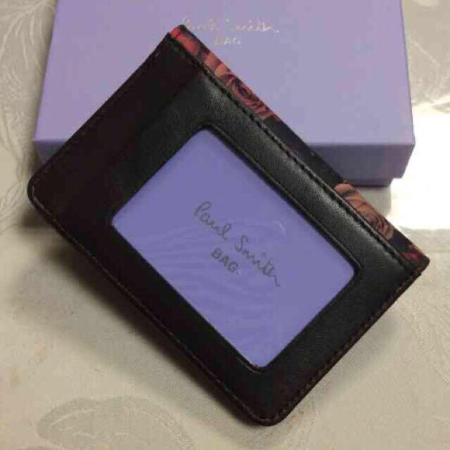 Paul Smith(ポールスミス)のpaul smith♡カードパスケース レディースのファッション小物(名刺入れ/定期入れ)の商品写真