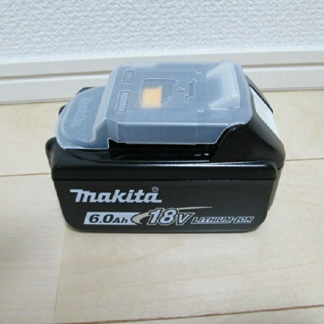 Makita(マキタ)の新品 マキタ バッテリー 18ｖ 6.0ah BL1860B インテリア/住まい/日用品のインテリア/住まい/日用品 その他(その他)の商品写真