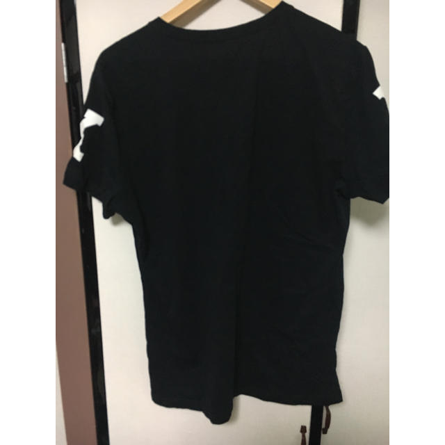 DIESEL(ディーゼル)のDIESEL 黒シャツ メンズのトップス(Tシャツ/カットソー(半袖/袖なし))の商品写真