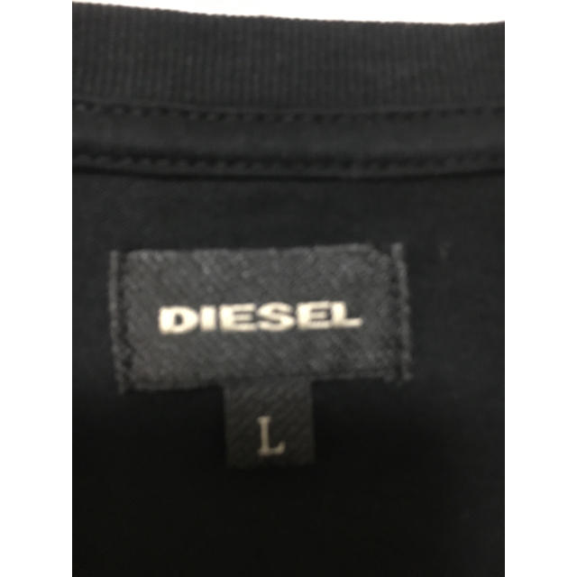 DIESEL(ディーゼル)のDIESEL 黒シャツ メンズのトップス(Tシャツ/カットソー(半袖/袖なし))の商品写真