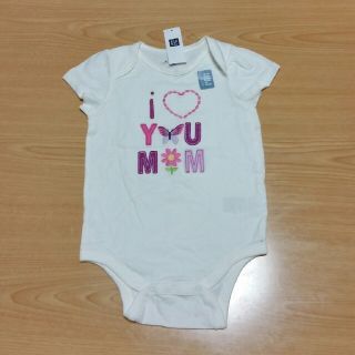 ベビーギャップ(babyGAP)の新品未使用　babyGAP　半袖ロンパース　90(下着)