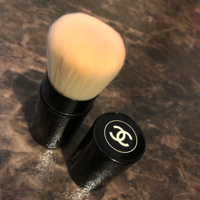 CHANEL(シャネル)のCHANEL  パウダーブラシ  パンソーカブキ コスメ/美容のベースメイク/化粧品(その他)の商品写真