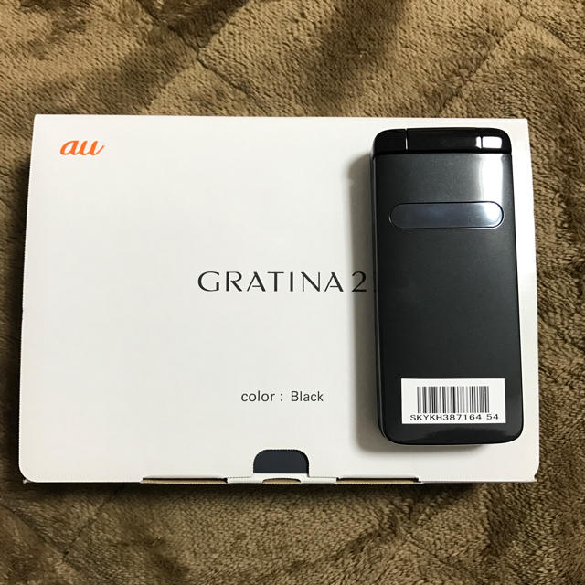 新品未使用】au GRATINA2 KYY10 黒 ブラック 京セラ - 携帯電話本体