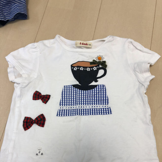 familiar(ファミリア)のfamiliarのＴシャツとワンピース 専用です。 キッズ/ベビー/マタニティのキッズ服女の子用(90cm~)(Tシャツ/カットソー)の商品写真