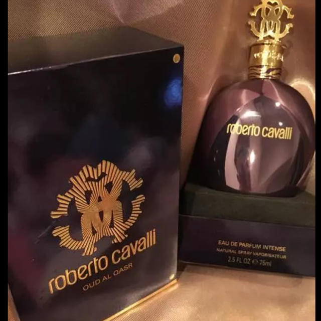 Roberto Cavalli(ロベルトカヴァリ)のroberto cavalli 香水 コスメ/美容の香水(香水(女性用))の商品写真