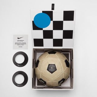 オフホワイト(OFF-WHITE)のOFF WHITE X NIKE FOOTBALL(ボール)