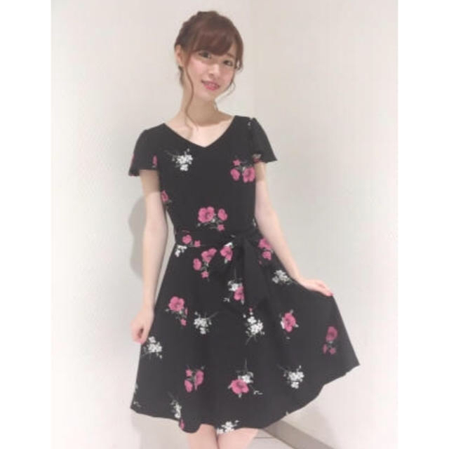 MISCH MASCH(ミッシュマッシュ)のMISCH MASCH 花柄 ワンピース♡ レディースのワンピース(ひざ丈ワンピース)の商品写真