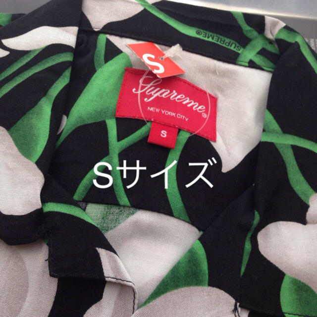 Supreme(シュプリーム)のsupreme lily size S 即発送 メンズのトップス(シャツ)の商品写真