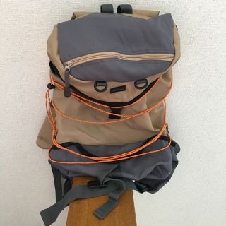 登山リュック ベージュ(登山用品)