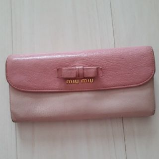 ミュウミュウ(miumiu)の最終お値下げ‼miu miu　長財布(長財布)