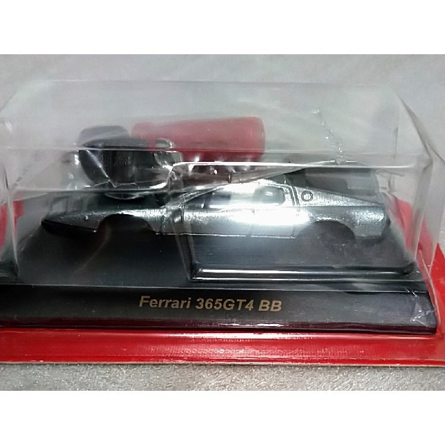 Ferrari(フェラーリ)の新品未組立 京商 フェラーリ 365GT4/BB 1973 シルバー エンタメ/ホビーのおもちゃ/ぬいぐるみ(ミニカー)の商品写真