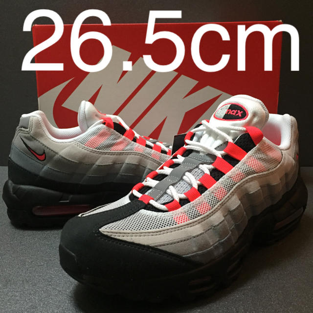 NIKE(ナイキ)の新品 黒タグ 26.5 NIKE AIR MAX 95 Solar Red 赤 メンズの靴/シューズ(スニーカー)の商品写真