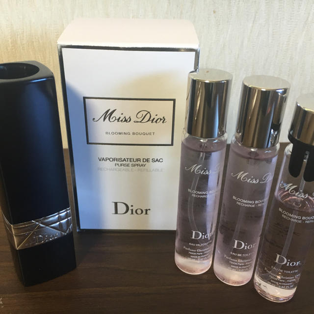 Dior(ディオール)のブルーミンブーケ コスメ/美容の香水(香水(女性用))の商品写真