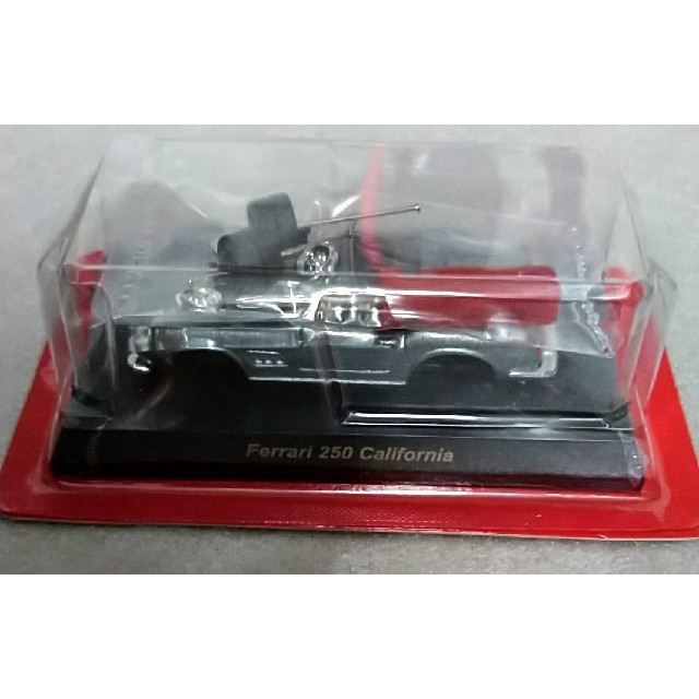 Ferrari - 未組立 京商 フェラーリ 250GTカリフォルニア Ferrari - 未組立 京商 フェラーリ 250GTカリフォルニア