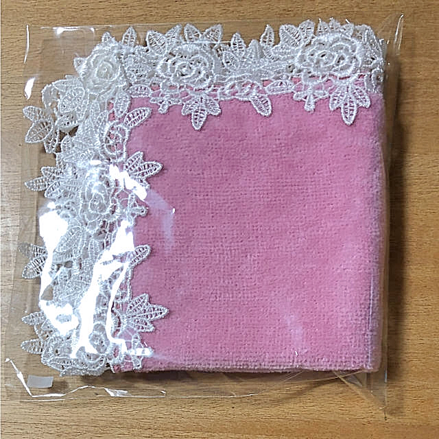 今治タオル(イマバリタオル)の新品 ♡ 薔薇レースタオルハンカチ レディースのファッション小物(ハンカチ)の商品写真