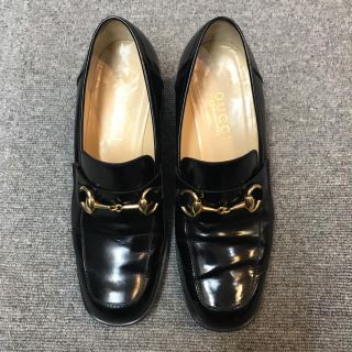 グッチ(Gucci)のGUCCI グッチ ヒール ローファー(ローファー/革靴)