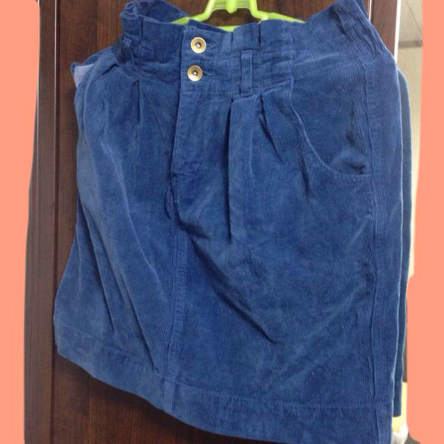 w closet(ダブルクローゼット)のコーデュロイタイトスカート値下げ レディースのスカート(ミニスカート)の商品写真