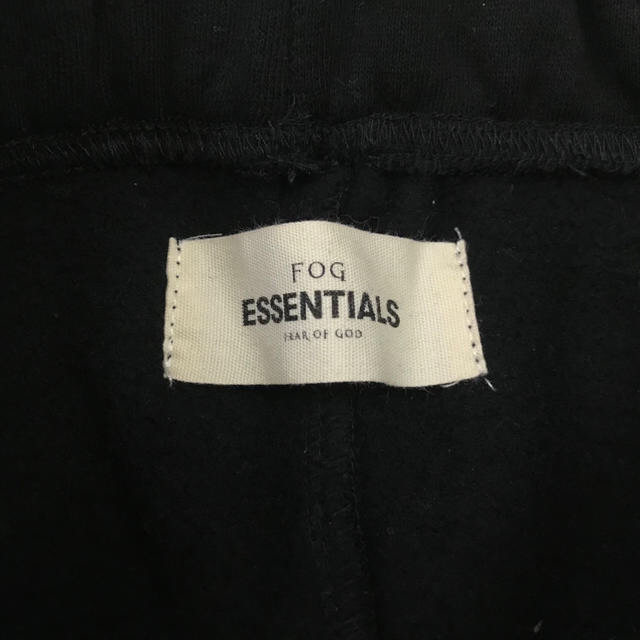 FEAR OF GOD(フィアオブゴッド)のFOG essentials fear of god スウェット パンツ  メンズのパンツ(その他)の商品写真