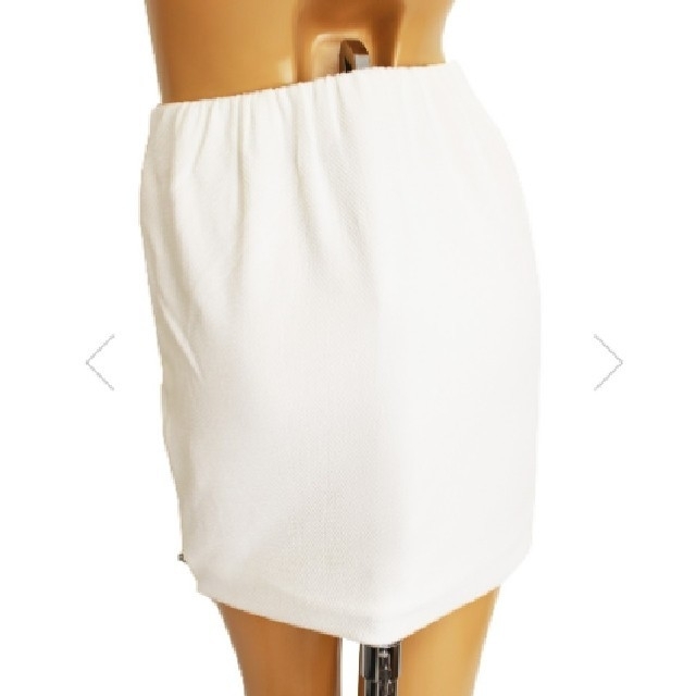 Delyle NOIR(デイライルノアール)のDelyle NIOR デイライルノアール ビジュー付きスカート レディースのスカート(ミニスカート)の商品写真