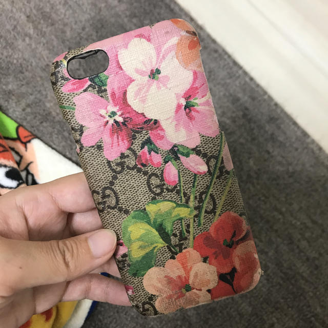 ディズニー iphone8 ケース バンパー | Gucci - GUCCI iPhoneカバー6/6s対応の通販 by megumi♡｜グッチならラクマ