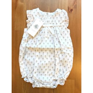 プチバトー(PETIT BATEAU)の6m プチバトー プリントショートロンパース(ゴールド)(ロンパース)