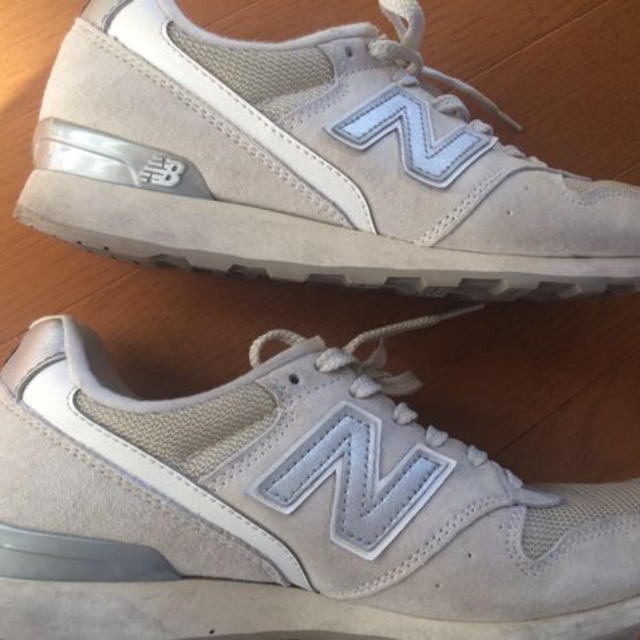 New Balance(ニューバランス)のニューバランススニーカー996 レディースの靴/シューズ(スニーカー)の商品写真